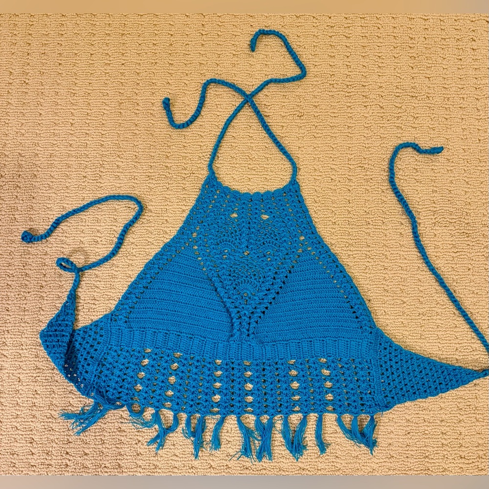 NWOT Chic Teal Crochet Halter Crop Top, Sz Large, unlined - Picture 4 of 4